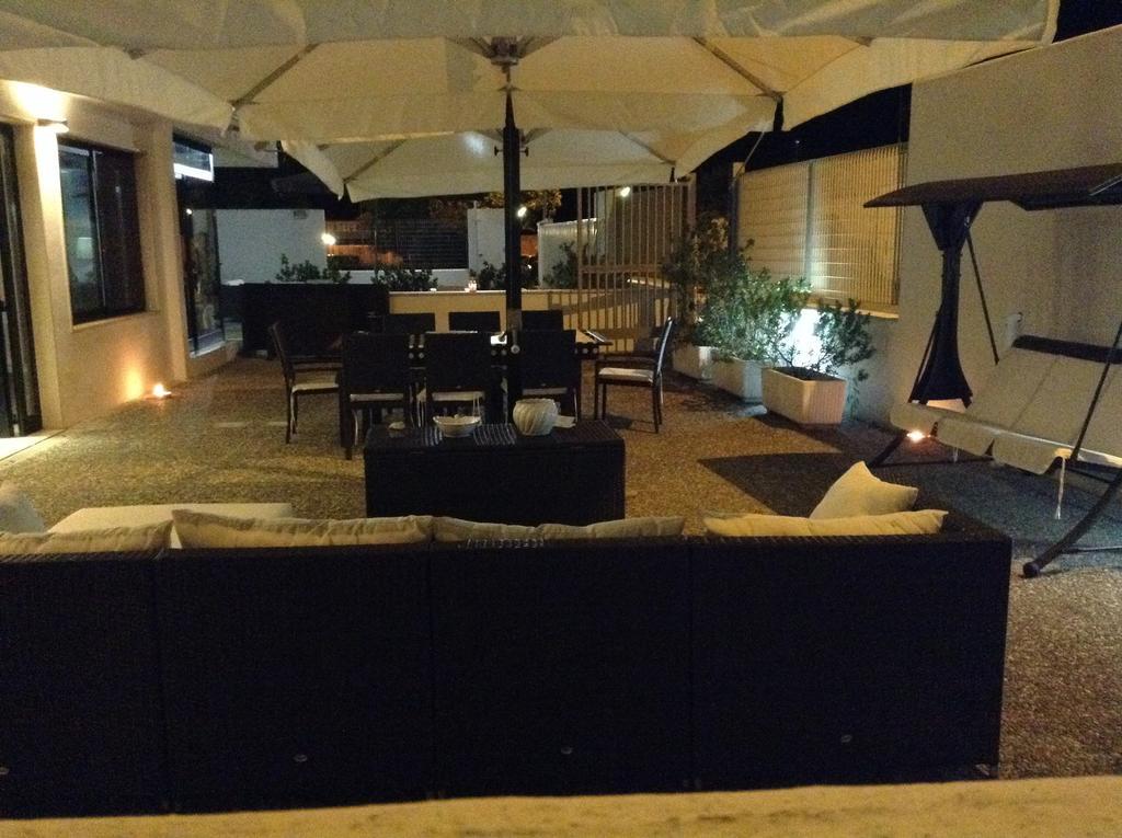 Hotel Riviera Bari Exterior foto