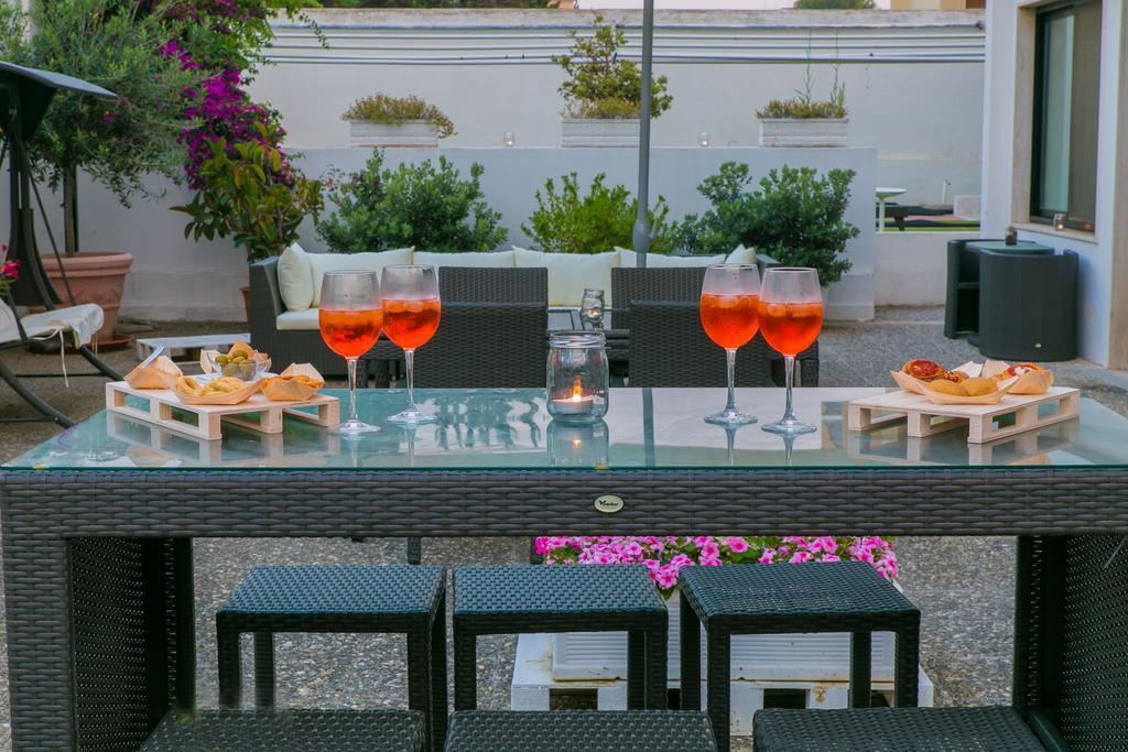 Hotel Riviera Bari Exterior foto